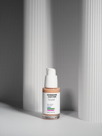 Sérum Anti-Âge aux Peptides — Formulé pour la Peau en Ménopause